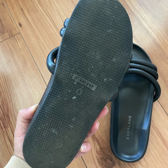 Everlane Slip On Sandals - Picture 2 of 5